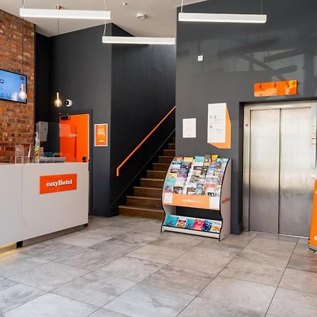 Easyhotel Birmingham Exteriör bild