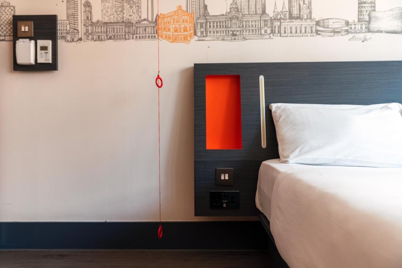 Easyhotel Birmingham Exteriör bild