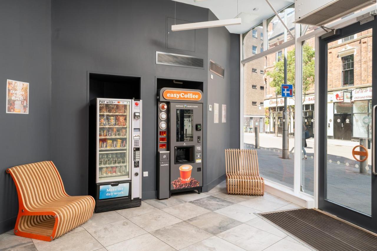 Easyhotel Birmingham Exteriör bild