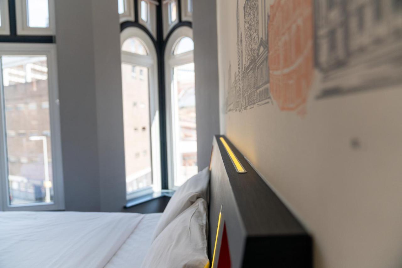 Easyhotel Birmingham Exteriör bild