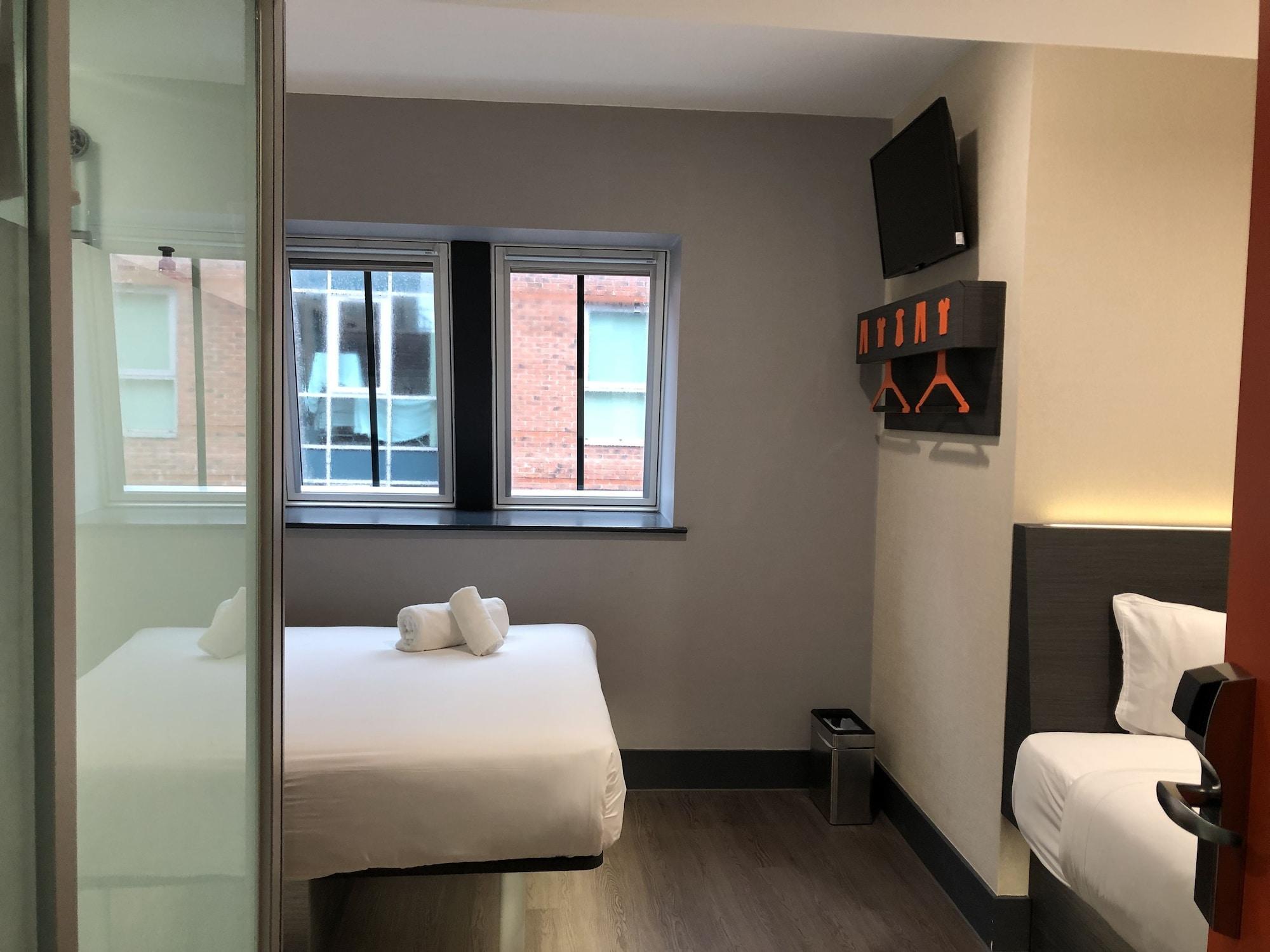 Easyhotel Birmingham Exteriör bild