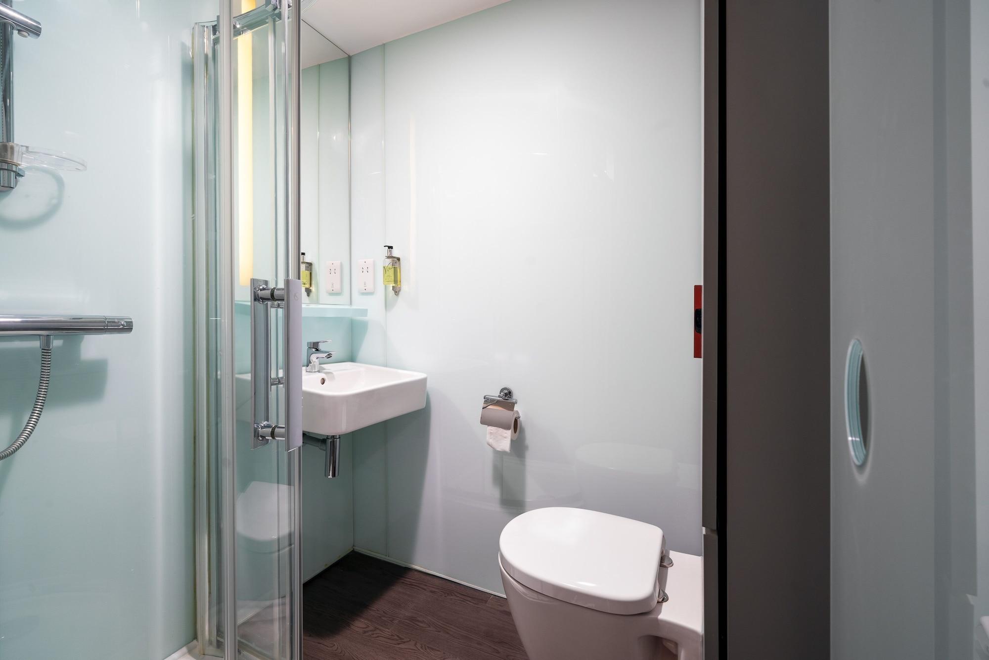 Easyhotel Birmingham Exteriör bild