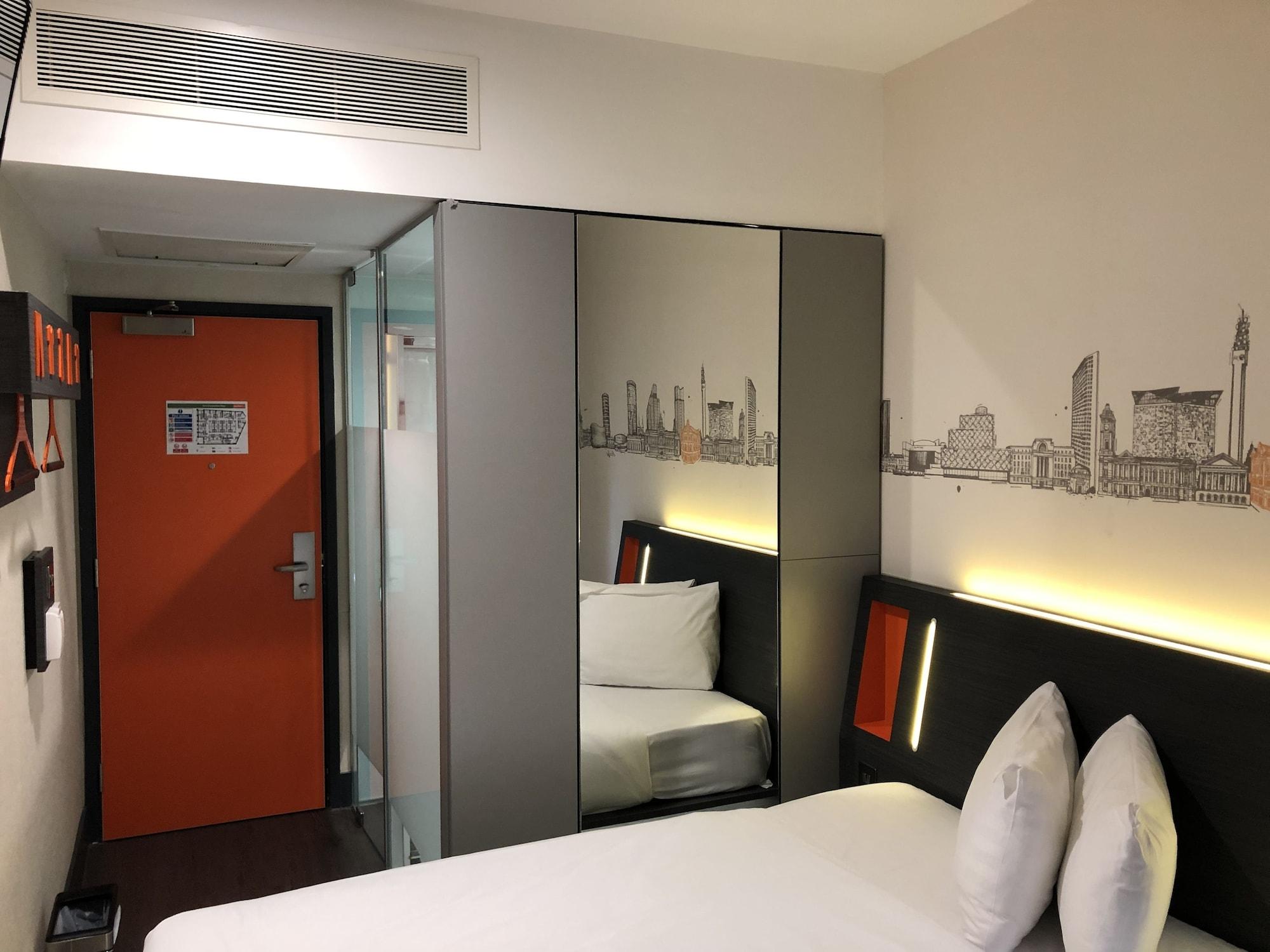 Easyhotel Birmingham Exteriör bild