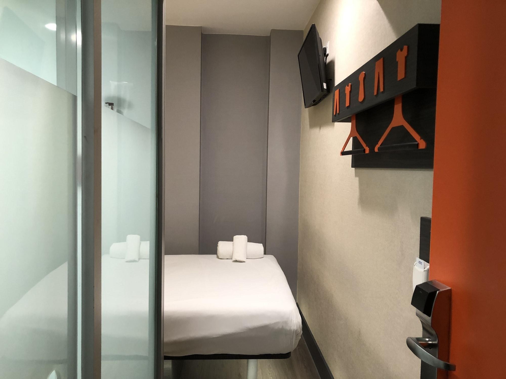 Easyhotel Birmingham Exteriör bild