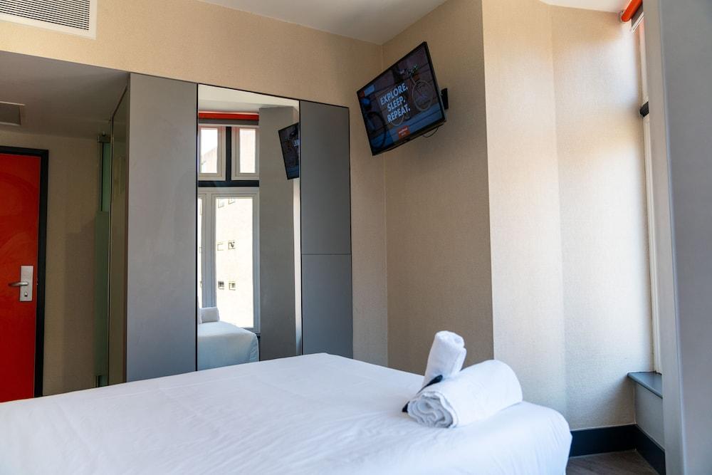 Easyhotel Birmingham Exteriör bild