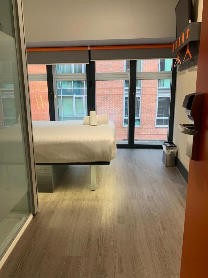 Easyhotel Birmingham Exteriör bild
