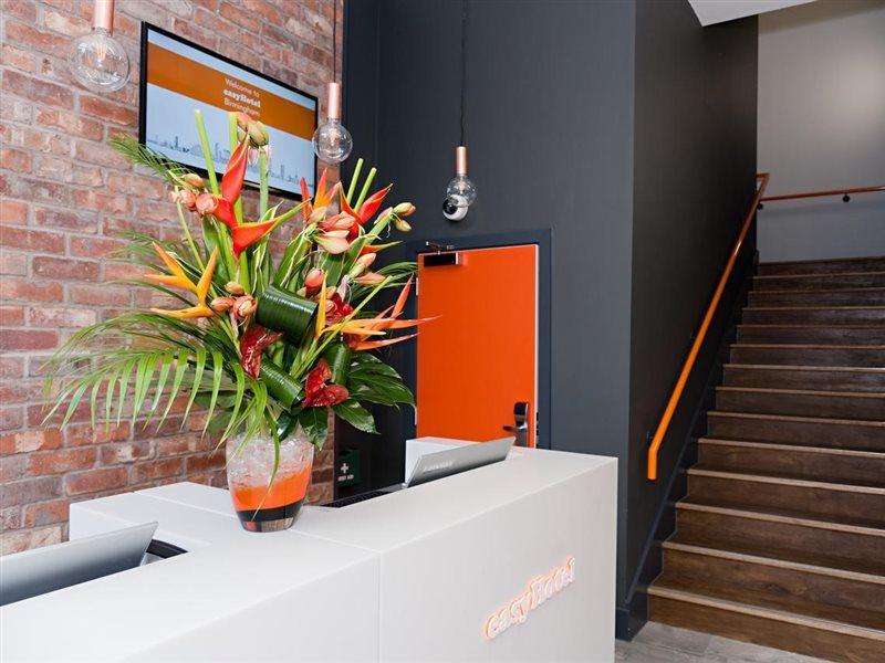 Easyhotel Birmingham Exteriör bild