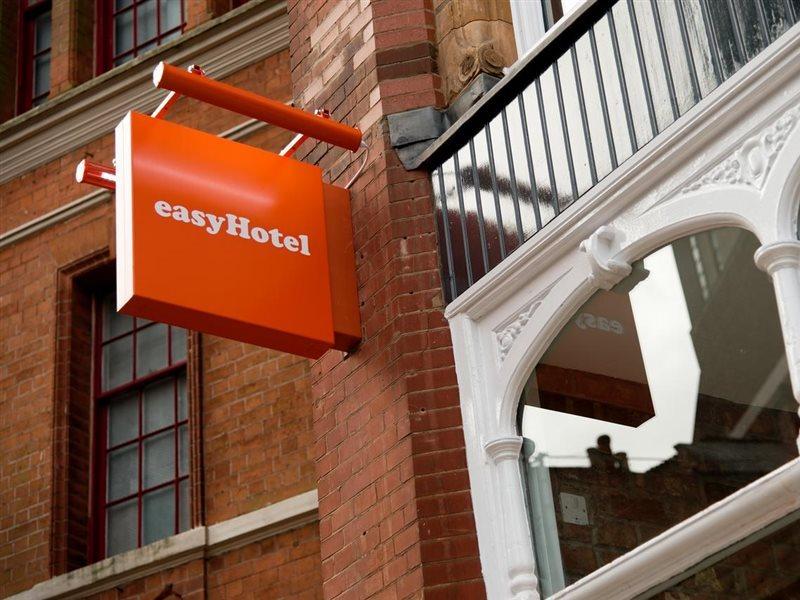Easyhotel Birmingham Exteriör bild